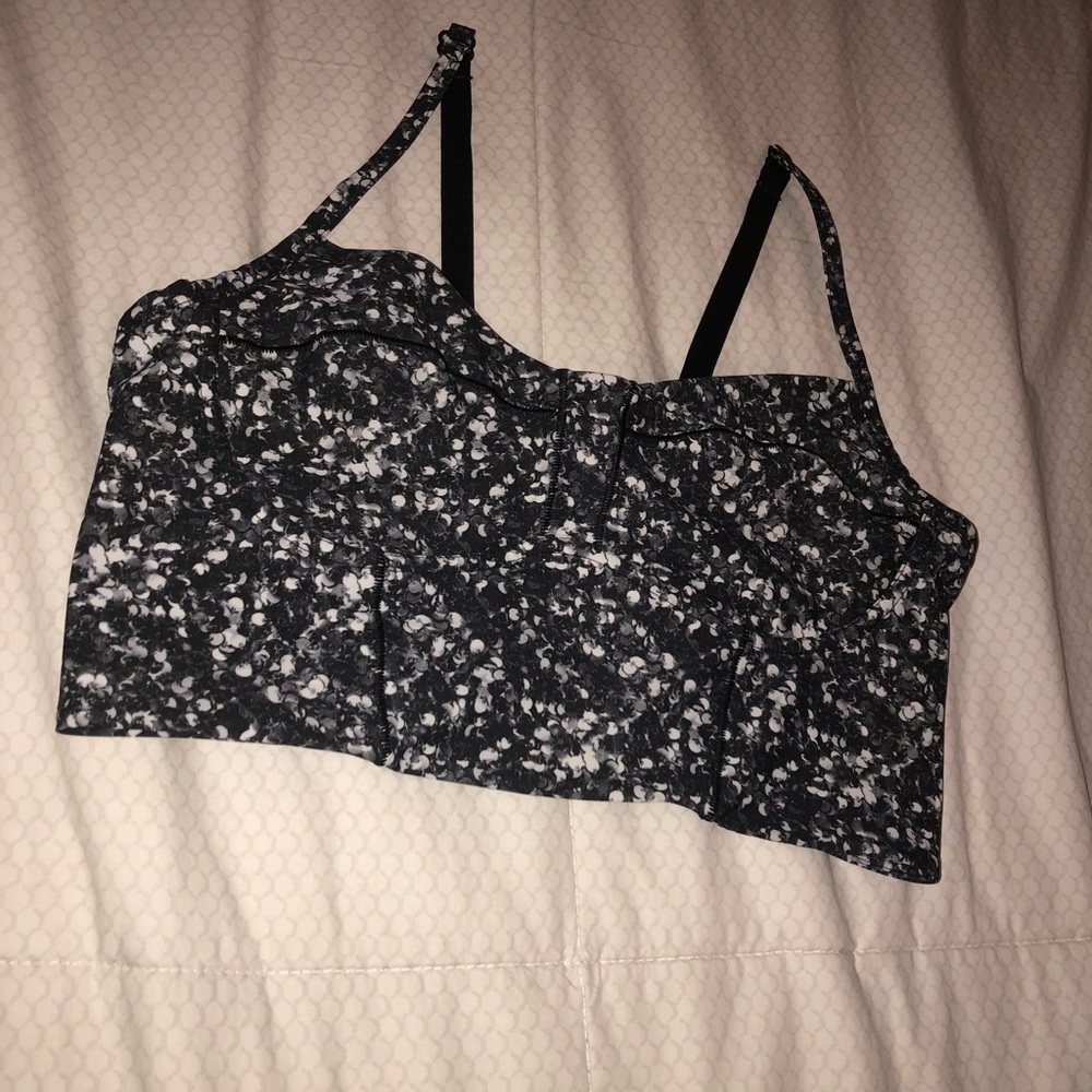 Lululemon Sports bra + FREE BAG 🌸🌸🌸